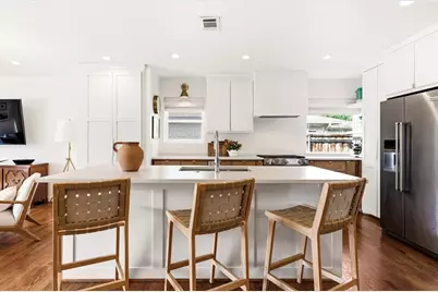 10419 Yorkford Drive, Dallas, TX 75238 - Photo 11