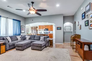 9209 Hunters Ct, White Settlement, TX 76108 - Photo 5