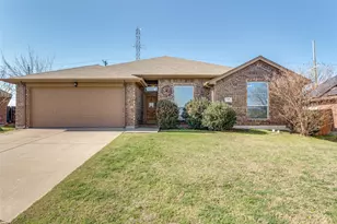 9209 Hunters Ct, White Settlement, TX 76108 - Photo 1