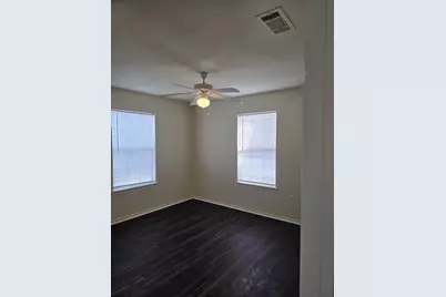 1001 Redwood Avenue, Wichita Falls, TX 76301 - Photo 3