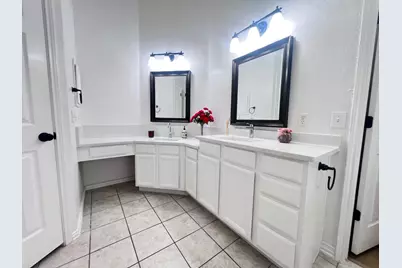 9905 Ashmont Drive, Frisco, TX 75035 - Photo 13