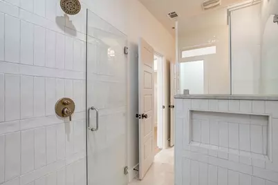 2820 Weisenberger Street #102, Fort Worth, TX 76107 - Photo 25