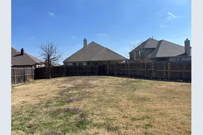 1401 Rose Bud Court, Little Elm, TX 75068 - Photo 5