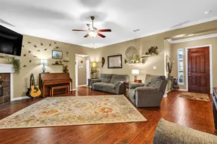 108 Lauren Court, Joshua, TX 76058 - Photo 7
