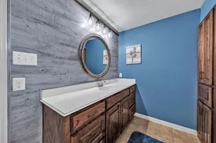 108 Lauren Court, Joshua, TX 76058 - Photo 19
