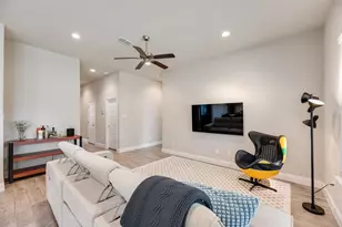 1605 Woodpecker St, Denton, TX 76205 - Photo 3