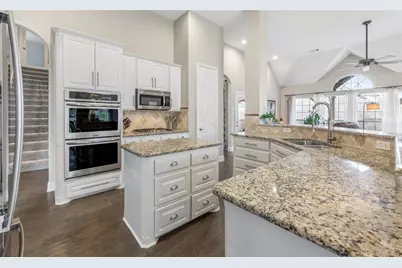 3400 Huddersfield Crest, Highland Village, TX 75077 - Photo 7