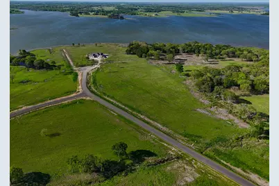 330 Lakewood Lane, Honey Grove, TX 75446 - Photo 7