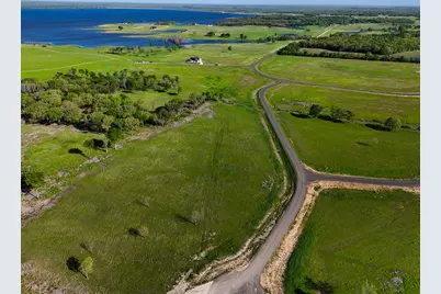 330 Lakewood Lane, Honey Grove, TX 75446 - Photo 27