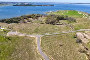 330 Lakewood Ln, Honey Grove, TX 75446 - Photo 1