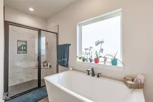 240 Newhouse Dr, Abilene, TX 79606 - Photo 9