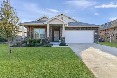 813 Billups Drive, Van Alstyne, TX 75495 - Photo 1