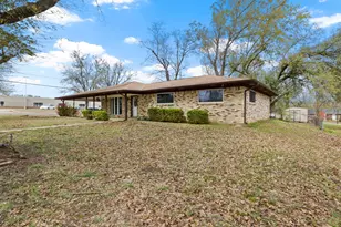 401 Hickory, Mt Pleasant, TX 75455 - Photo 3
