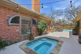 14917 Oaks N Dr, Addison, TX 75254 - Photo 21