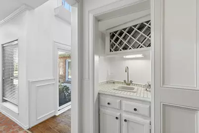 14917 Oaks North Drive, Addison, TX 75254 - Photo 9