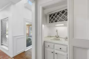 14917 Oaks N Dr, Addison, TX 75254 - Photo 7