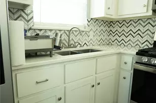 902 W Avenue D, Midlothian, TX 76065 - Photo 27