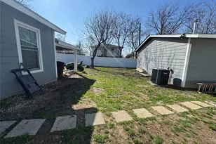 902 W Avenue D, Midlothian, TX 76065 - Photo 21