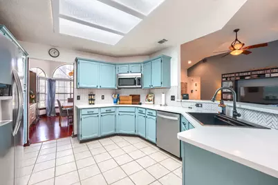 322 Allegheny Trail Lane, Garland, TX 75043 - Photo 3