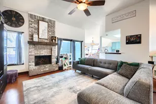 322 Allegheny Trail Ln, Garland, TX 75043 - Photo 7