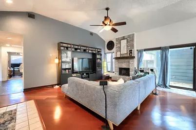322 Allegheny Trail Lane, Garland, TX 75043 - Photo 9