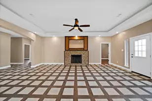 151 Crump Cir, Red Oak, TX 75154 - Photo 11