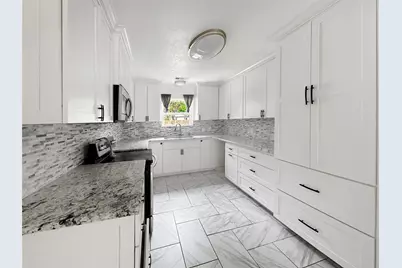 928 Lydick Lane, River Oaks, TX 76114 - Photo 5