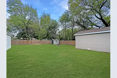 928 Lydick Lane, River Oaks, TX 76114 - Photo 9