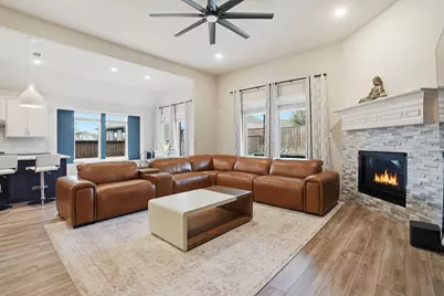 10037 Lakemont Drive, Fort Worth, TX 76131 - Photo 13