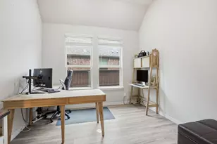 10037 Lakemont Dr, Fort Worth, TX 76131 - Photo 9