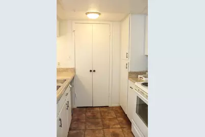 4649 Country Creek Drive #1109, Dallas, TX 75236 - Photo 9