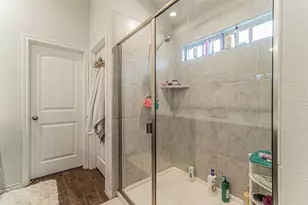 1338 Winding Hollow Dr, Grand Prairie, TX 75052 - Photo 15