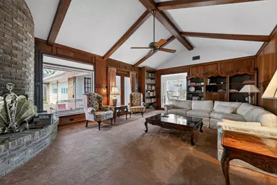 704 Castlewood Lane, Arlington, TX 76012 - Photo 15