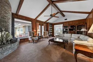 704 Castlewood Ln, Arlington, TX 76012 - Photo 15