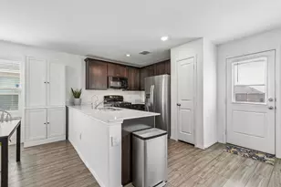 3044 Harper St, Little Elm, TX 75068 - Photo 9