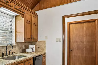 4300 Brookhollow Drive, Colleyville, TX 76034 - Photo 11