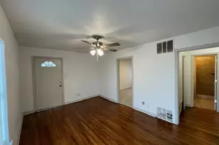 2327 Wagner Ave, Fort Worth, TX 76106 - Photo 3