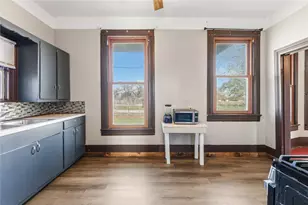 119 County Rd 3007, Lott, TX 76656 - Photo 9