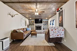 1705 W Belden St, Sherman, TX 75092 - Photo 7