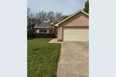 202 Vines Drive, Cedar Hill, TX 75104 - Photo 3