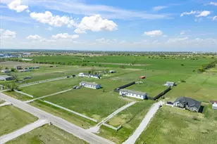 341 Mesa Rdg, Decatur, TX 76234 - Photo 1