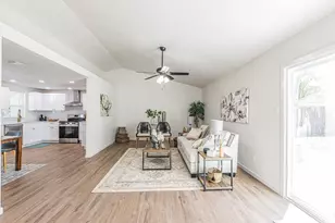 7101 Shadow Bend Dr, Fort Worth, TX 76137 - Photo 15