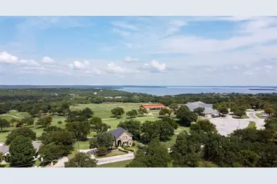 402 Half Moon Way, Runaway Bay, TX 76426 - Photo 29