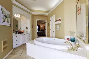 402 Half Moon Way, Runaway Bay, TX 76426 - Photo 17