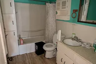 405 W Elm St, Olney, TX 76374 - Photo 7