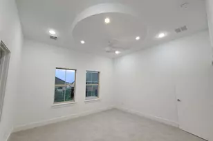 2812 Almanzor Avenue, Irving, TX 75062 - Photo 25