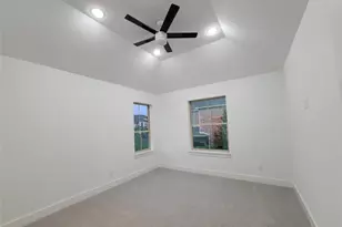 2812 Almanzor Avenue, Irving, TX 75062 - Photo 27