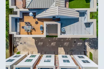 714 E 1st Street, Fort Worth, TX 76102 - Photo 5