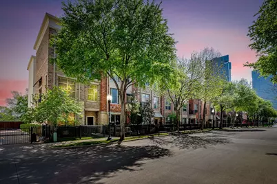 714 E 1st Street, Fort Worth, TX 76102 - Photo 1