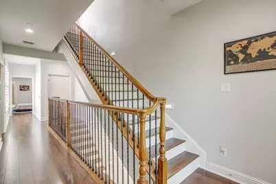 714 E 1st Street, Fort Worth, TX 76102 - Photo 33